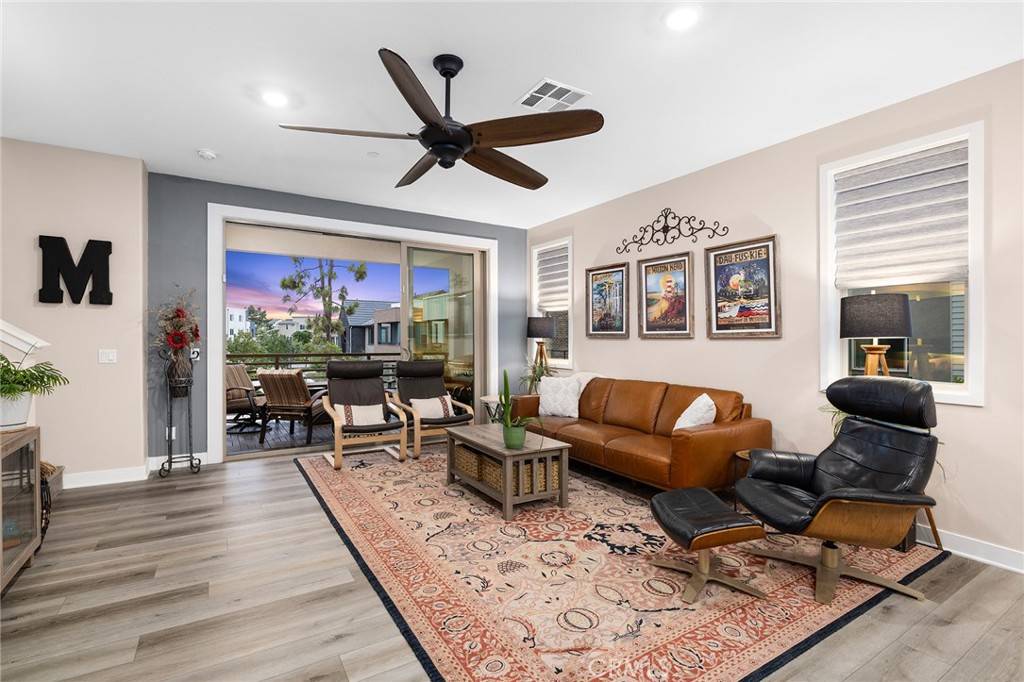 Irvine, CA 92618,252 Keeper