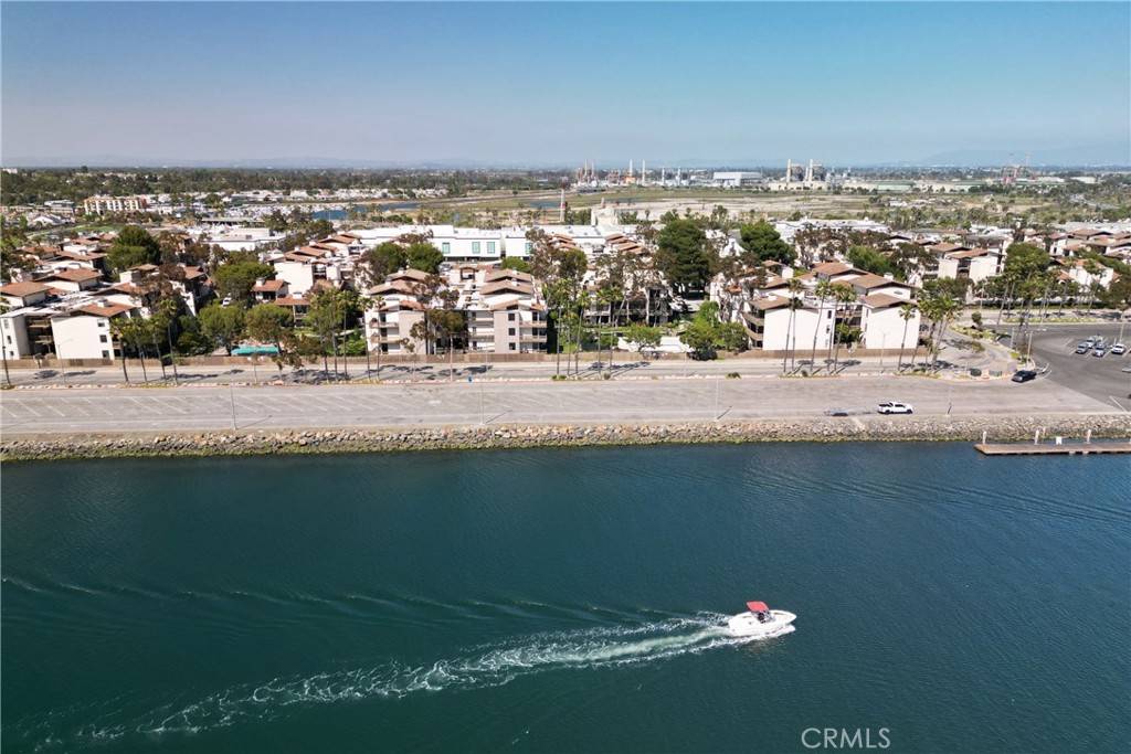Long Beach, CA 90803,7109 Marina Pacifica DR N