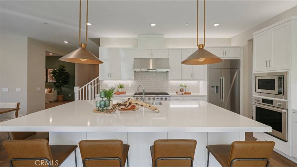 Valencia, CA 91354,29754 Camino Oceano