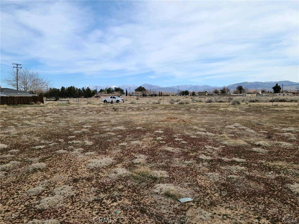 Palmdale, CA 93550,25 E Avenue Q2
