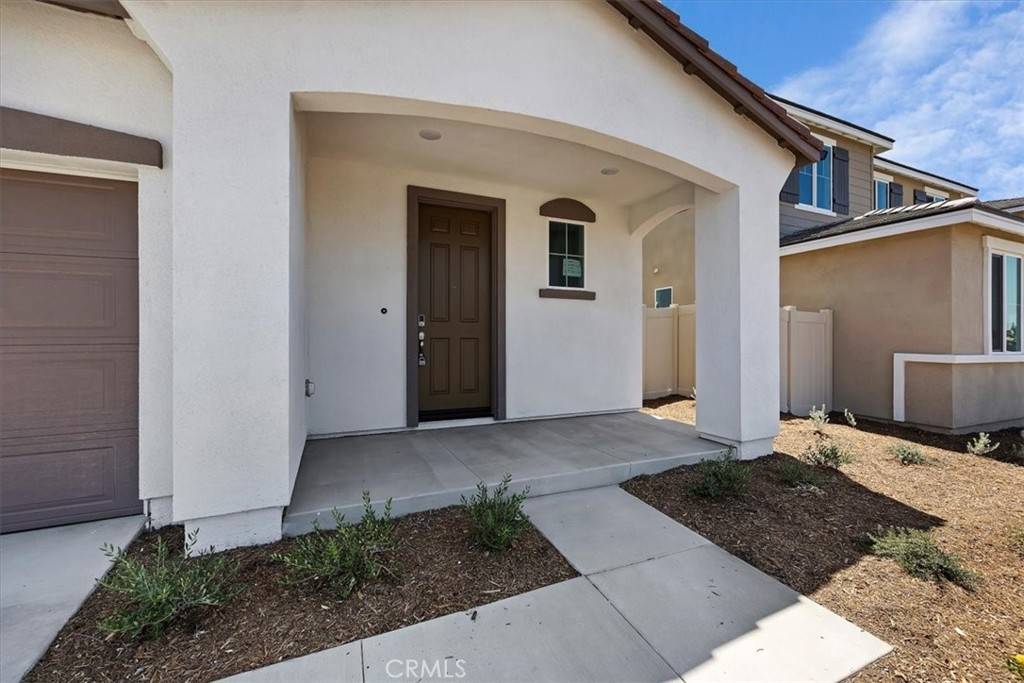 Redlands, CA 92374,999 Yuzu WAY