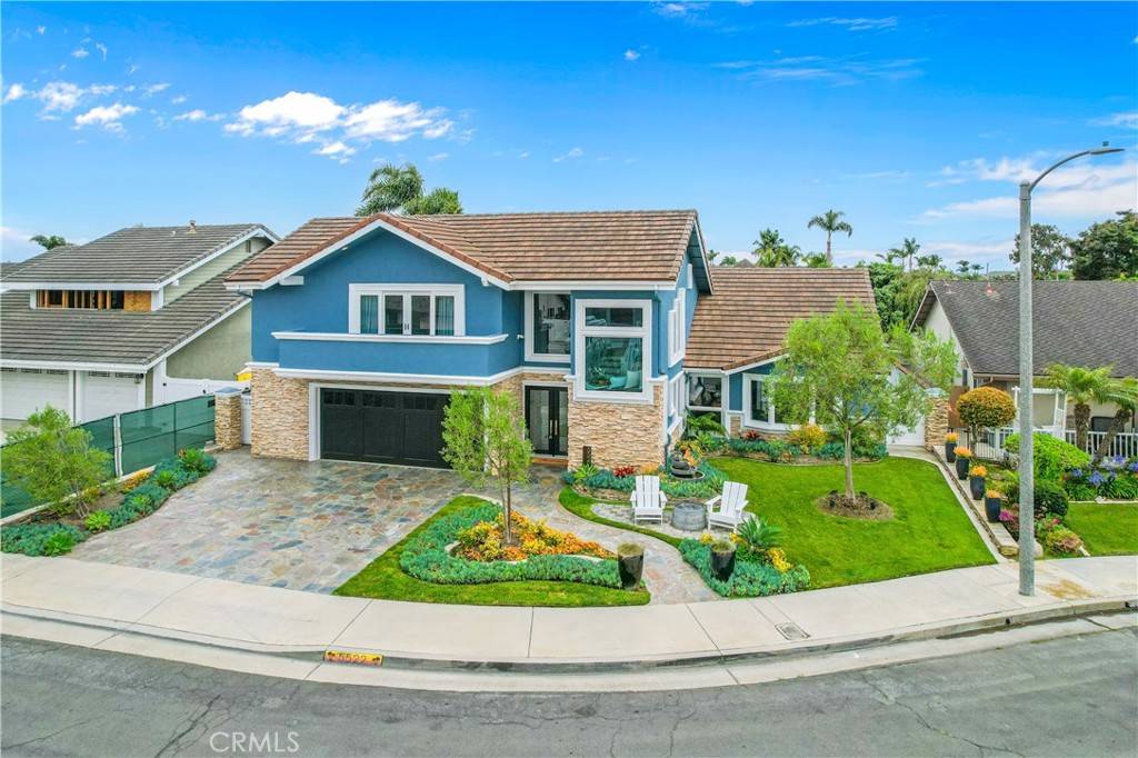Huntington Beach, CA 92649,5522 Mossvale CIR