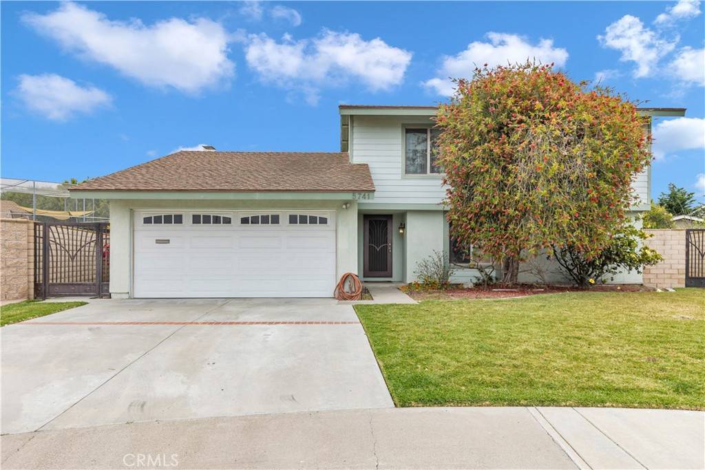 Huntington Beach, CA 92649,5741 Renoir CIR