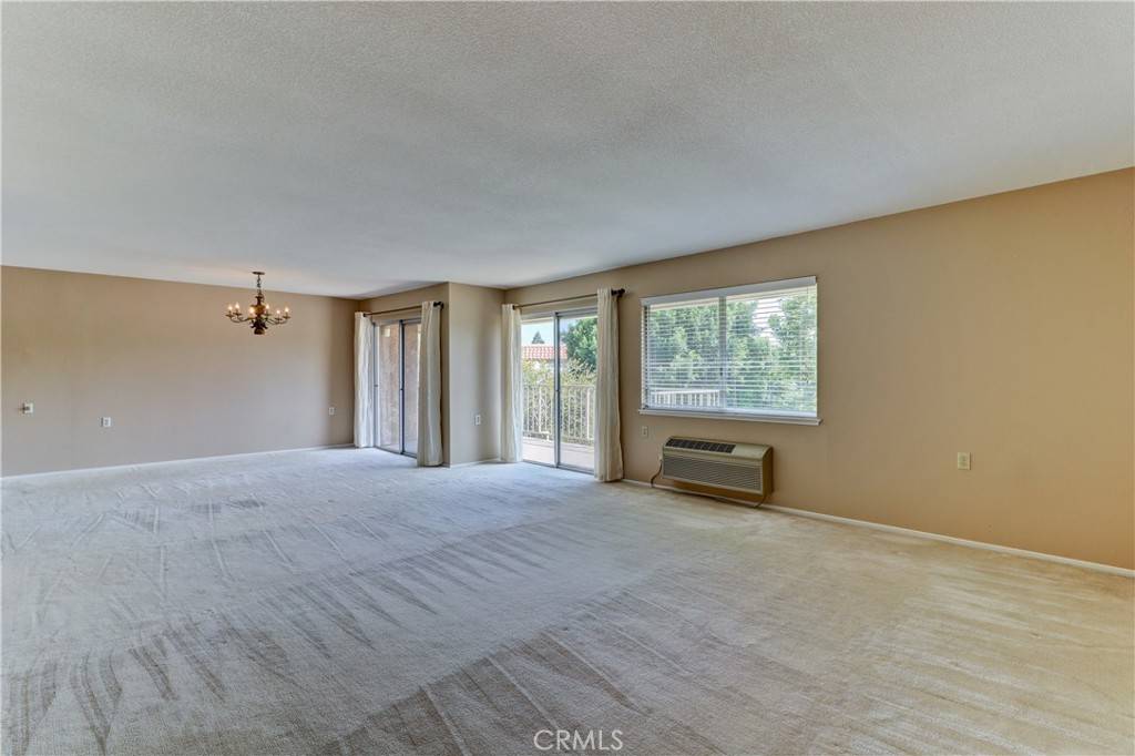 Laguna Woods, CA 92637,2396 Via Mariposa W #3H