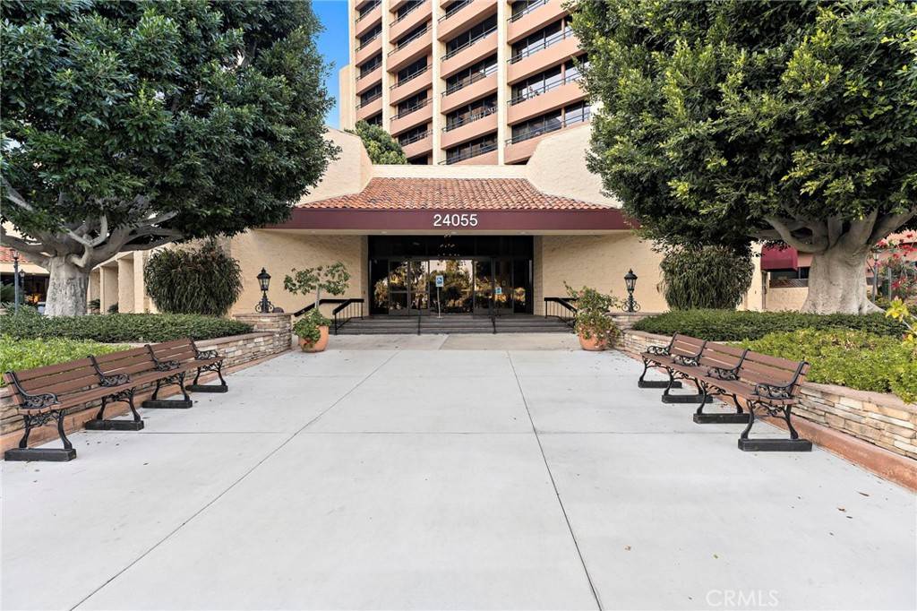 Laguna Woods, CA 92637,24055 Paseo Del Lago #1063