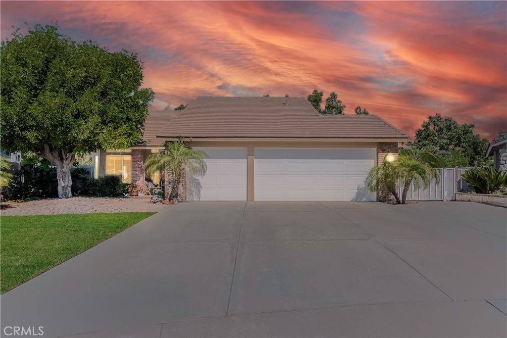 Corona, CA 92883,26970 Prickley Pear CIR