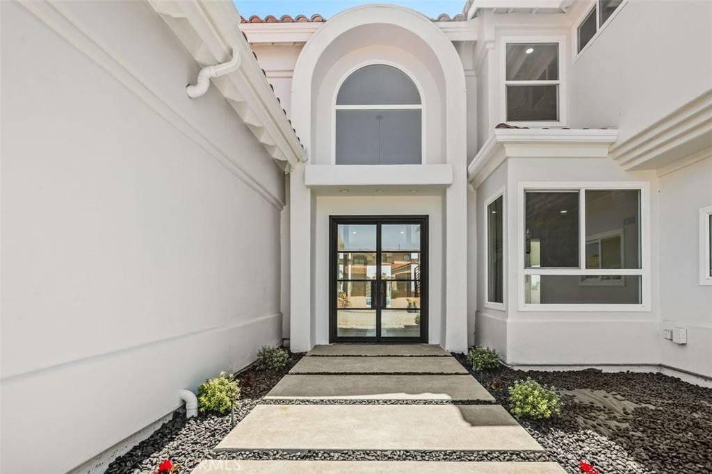 Laguna Niguel, CA 92677,12 San Simeon