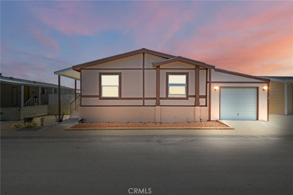 Tehachapi, CA 93561,600 S Dennison RD #65