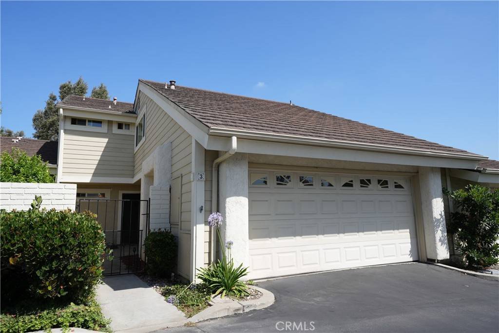 Irvine, CA 92604,3 Clover #28