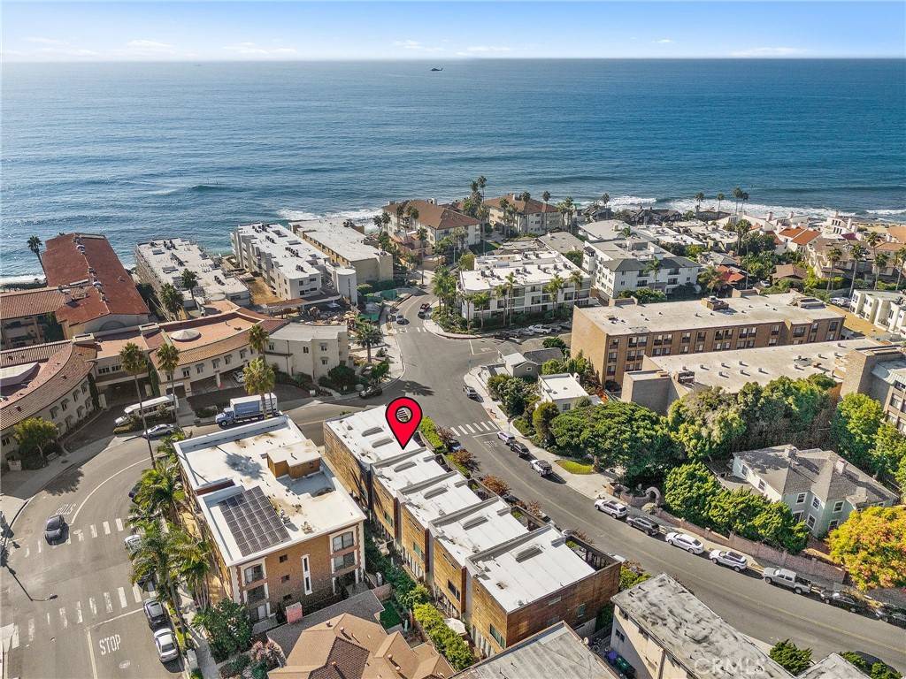 La Jolla, CA 92037,419 Ravina Street