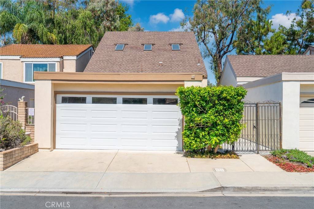 Irvine, CA 92612,16 Willow Tree LN