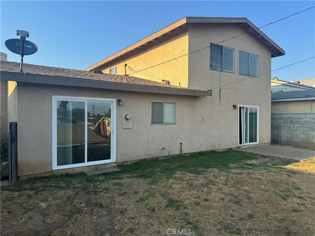 Carson, CA 90746,1456 E Turmont ST