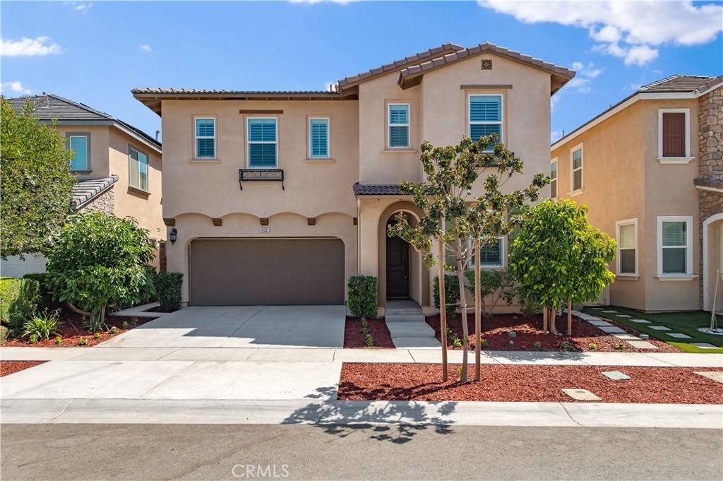 Chino, CA 91708,16081 Apricot Ave