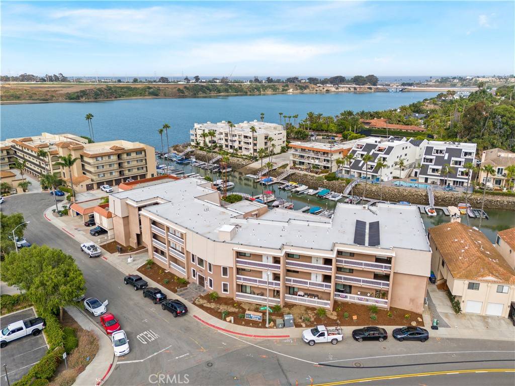 Carlsbad, CA 92008,4705 Marina DR #10