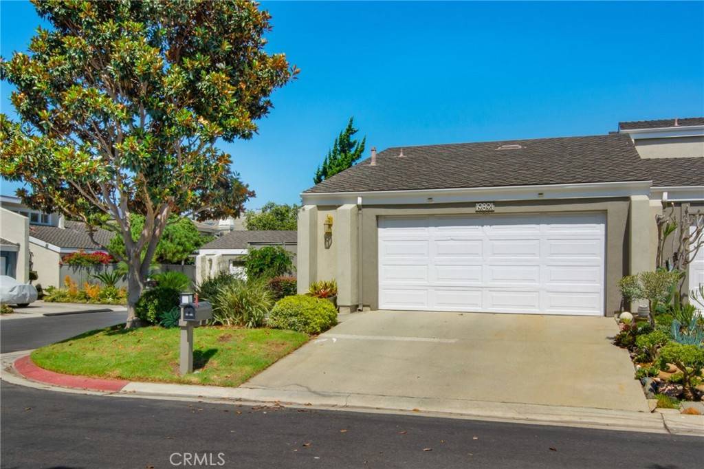 Huntington Beach, CA 92648,19891 Saltwater CIR