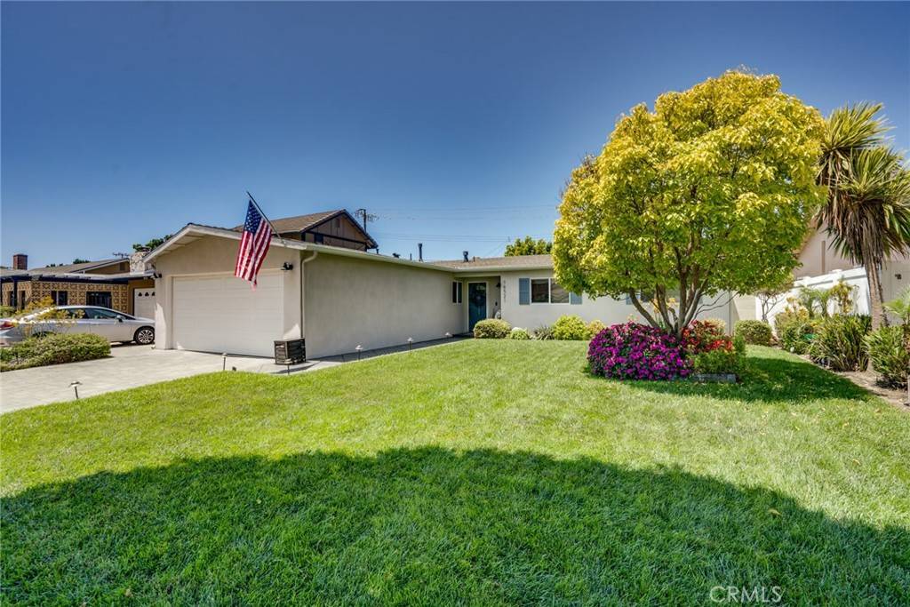 Huntington Beach, CA 92647,16521 Rhone