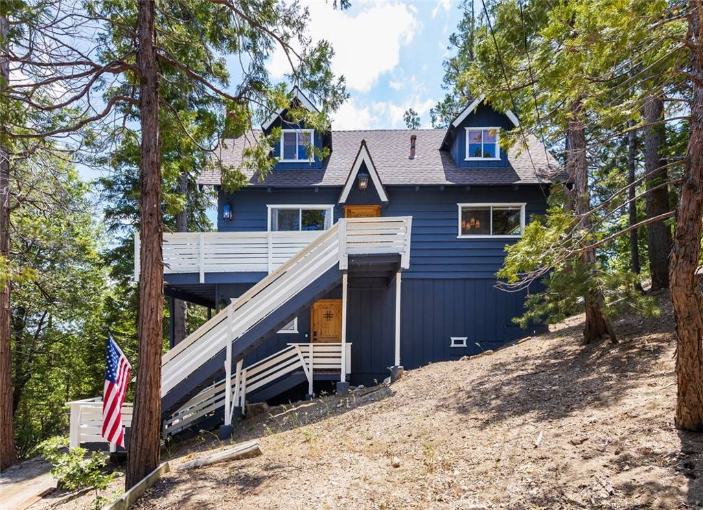 Lake Arrowhead, CA 92352,481 Pyramid DR