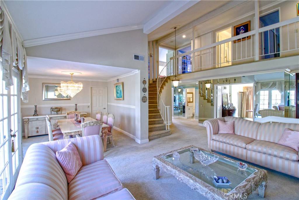1 Plymouth Irvine, CA 92620