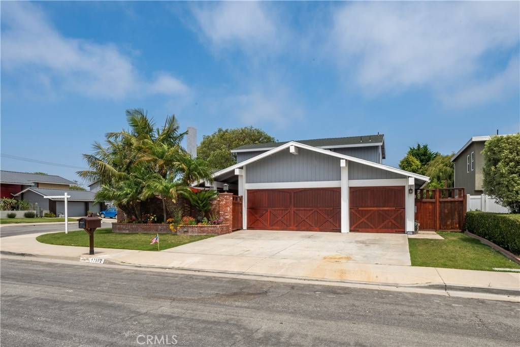 Huntington Beach, CA 92647,17902 Fernpoint CIR