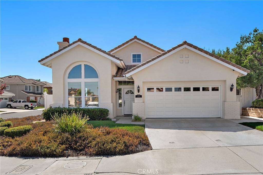 Yorba Linda, CA 92887,5695 Van Gogh WAY