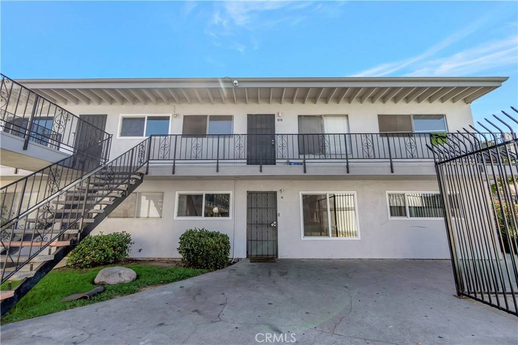 Long Beach, CA 90805,5530 Ackerfield AVE #101