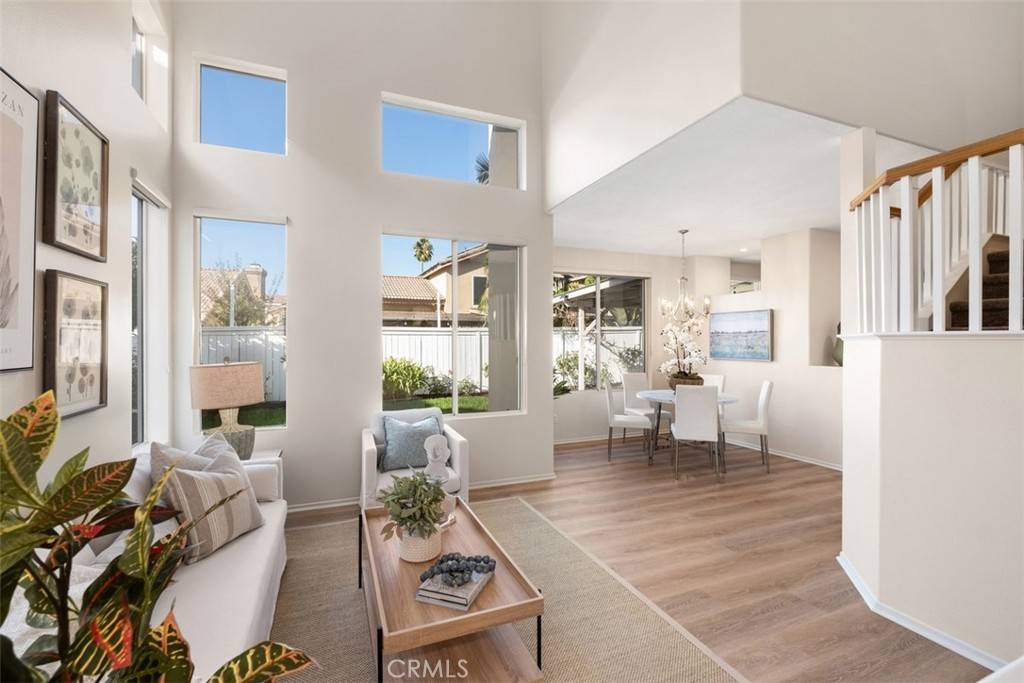 Lake Forest, CA 92610,5 Marseille WAY
