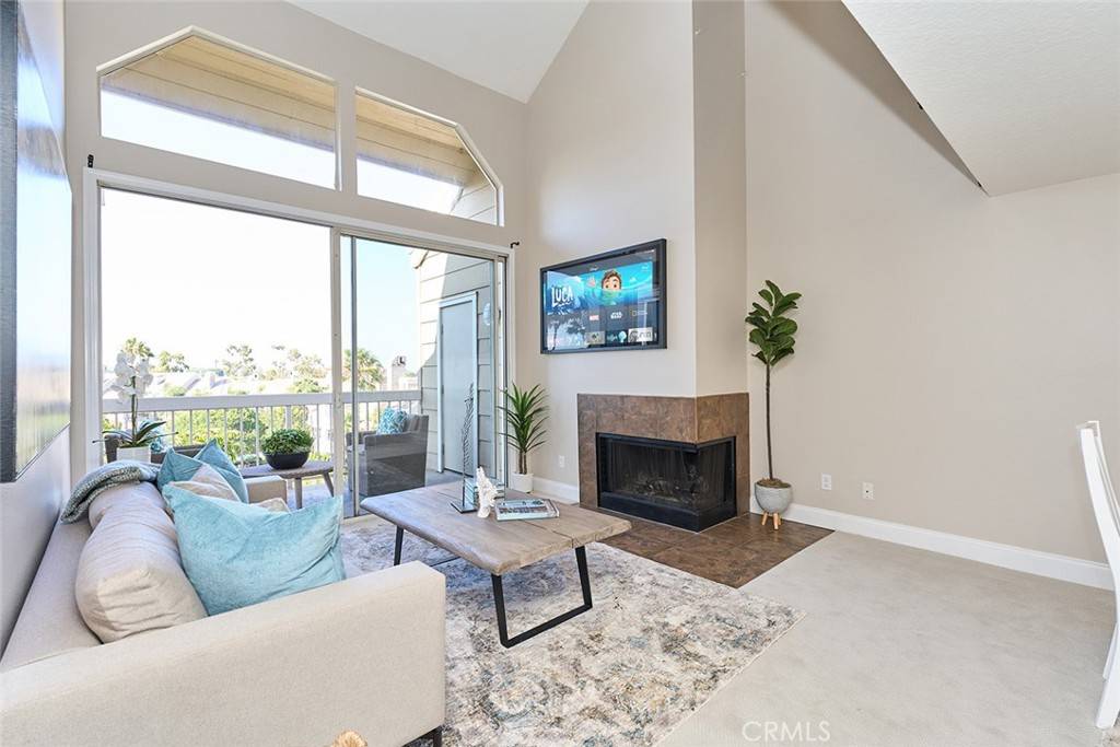 Huntington Beach, CA 92646,20301 Bluffside CIR #409