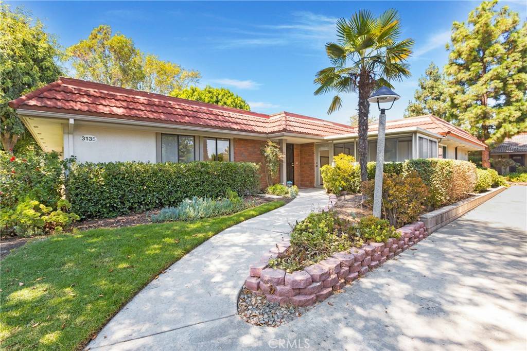 Laguna Woods, CA 92637,3135 Via Serena N #C