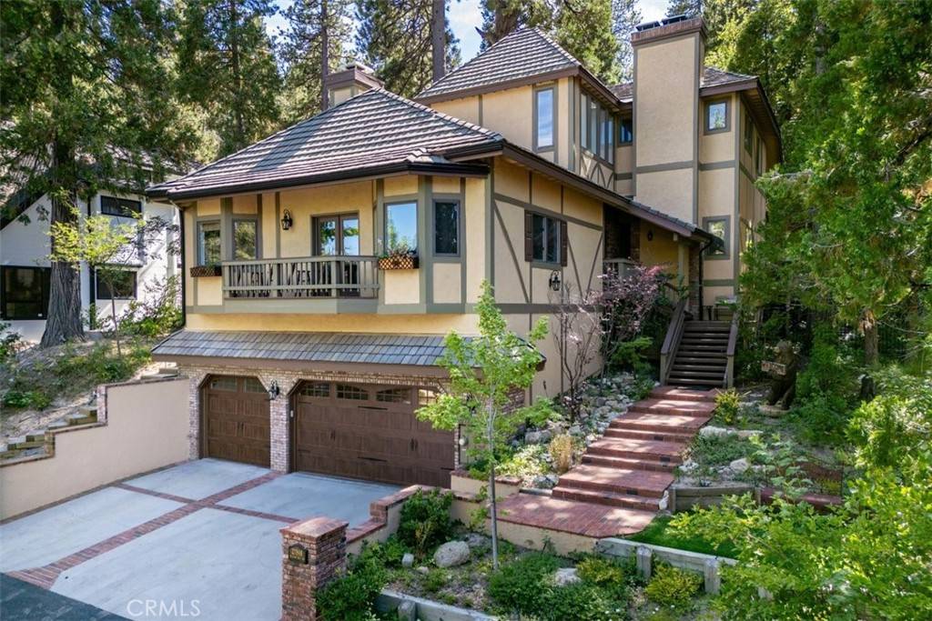 Lake Arrowhead, CA 92352,27598 Meadow Bay DR