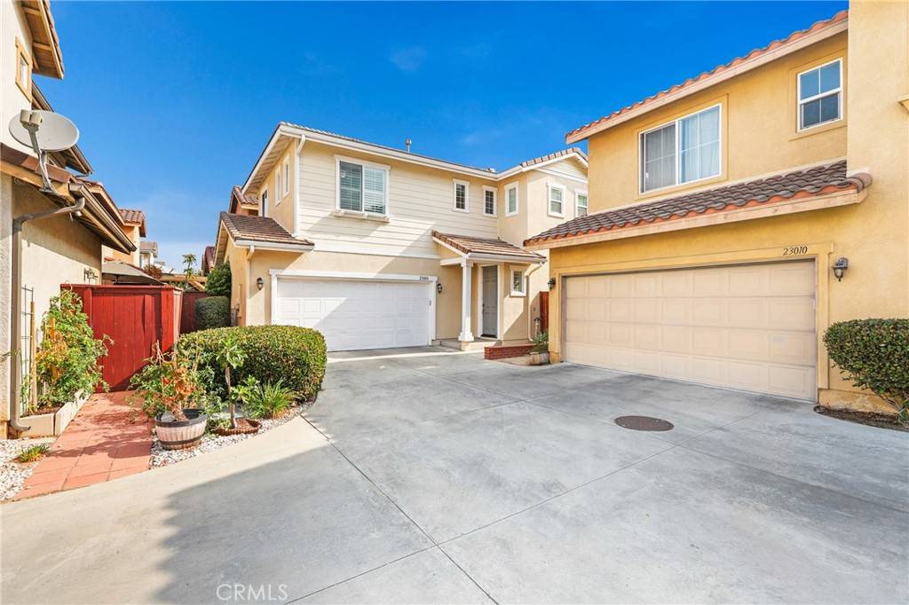 Carson, CA 90745,23006 Serra DR