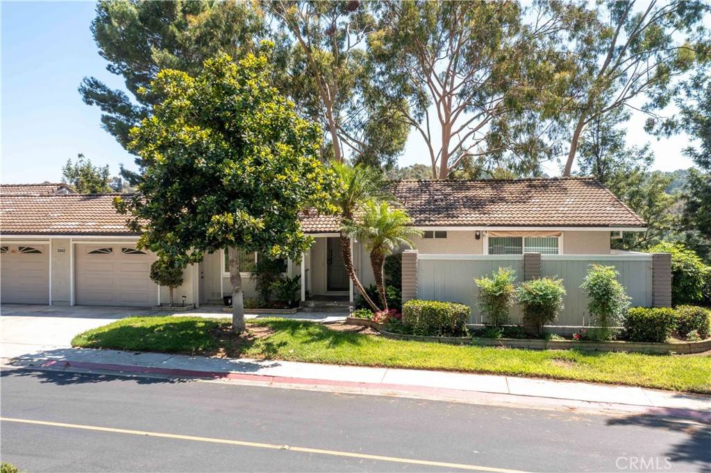 Laguna Woods, CA 92637,3262 San Amadeo #B