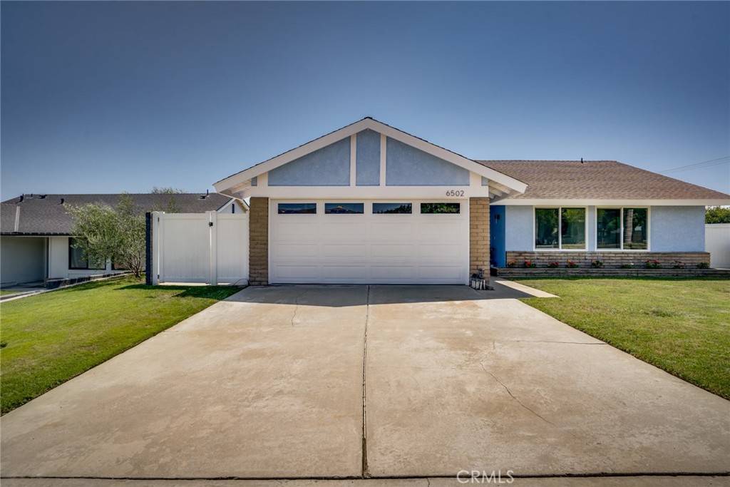 Huntington Beach, CA 92647,6502 Farinella DR