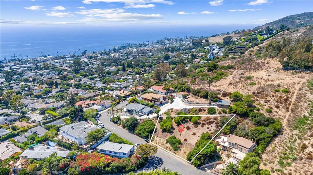 Laguna Beach, CA 92651,336 Lookout DR