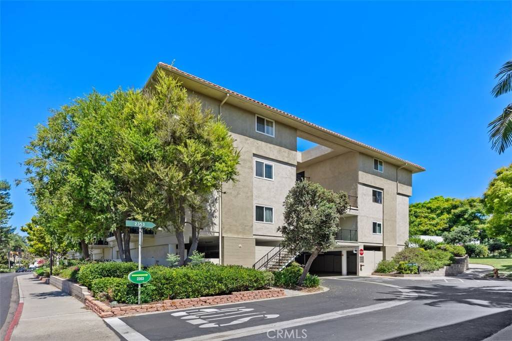 Laguna Woods, CA 92637,2353 Via Mariposa W #1C