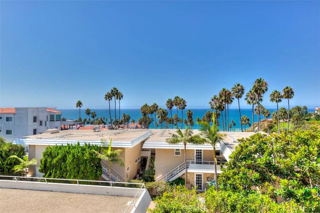 San Clemente, CA 92672,321 Acebo Lane #c