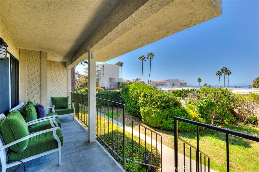 San Clemente, CA 92672,321 Acebo Lane #c