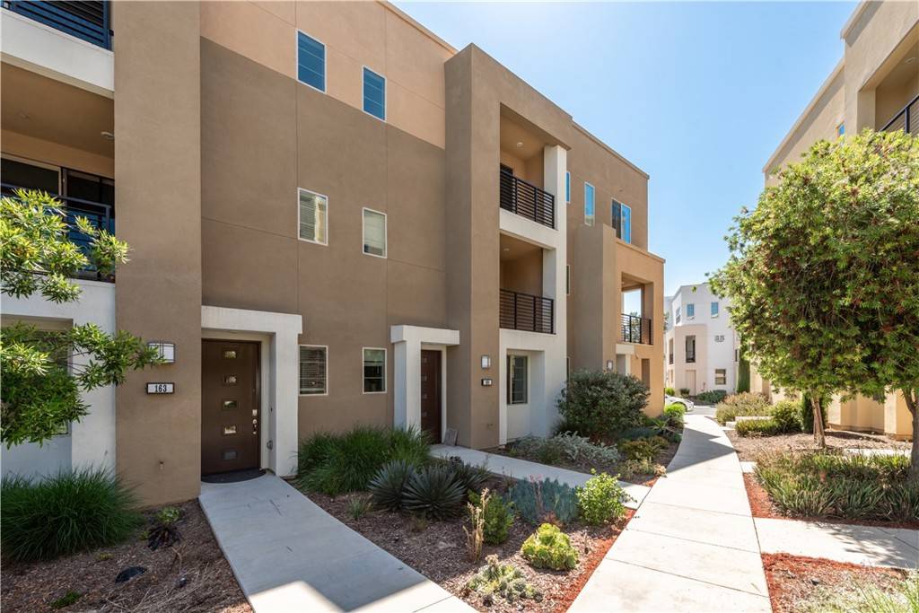 Irvine, CA 92618,165 Cadence