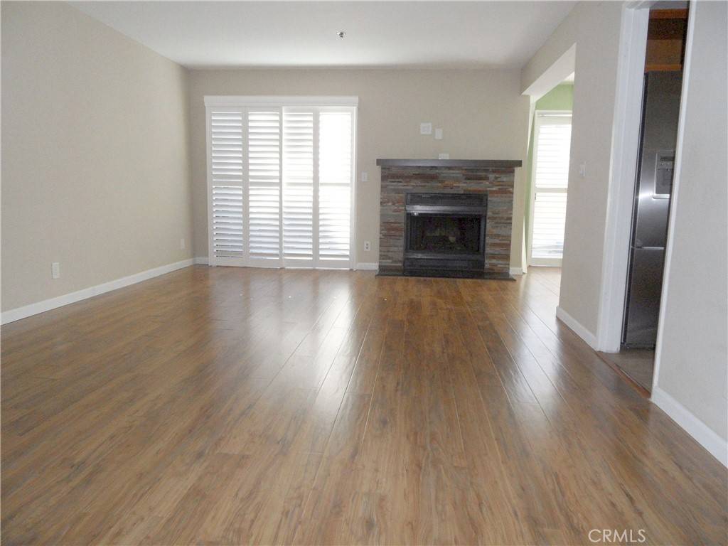 Mountain View, CA 94041,181 Centre ST #28