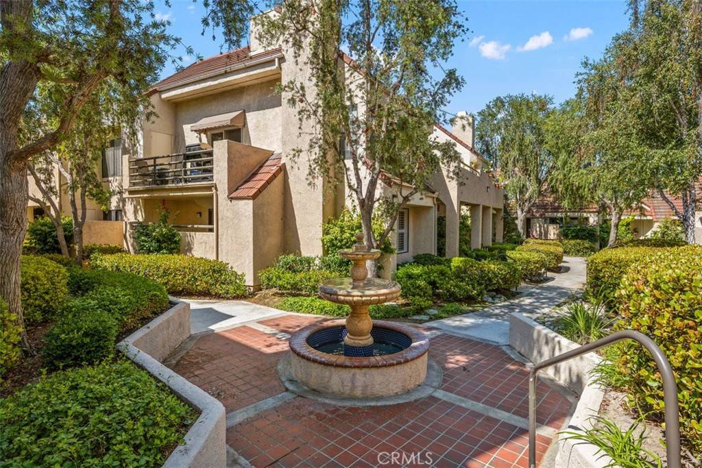 Laguna Niguel, CA 92677,65 Grenada ST #164