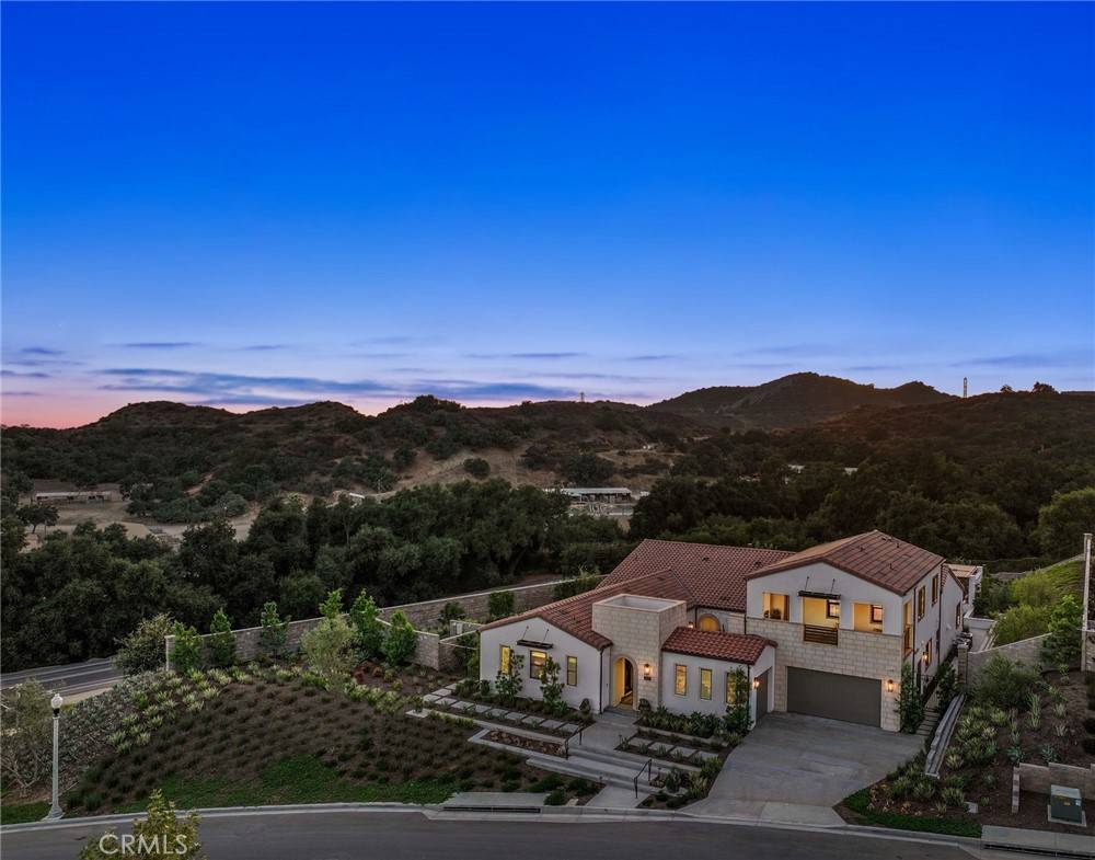 Silverado, CA 92676,18305 Saddle Crst