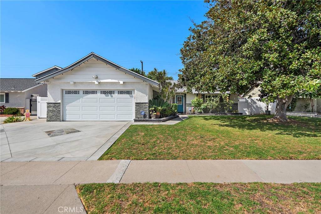 Los Alamitos, CA 90720,11351 Cherry ST