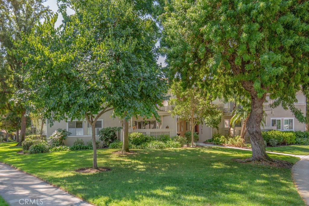 Laguna Woods, CA 92637,730 Avenida Majorca #Q