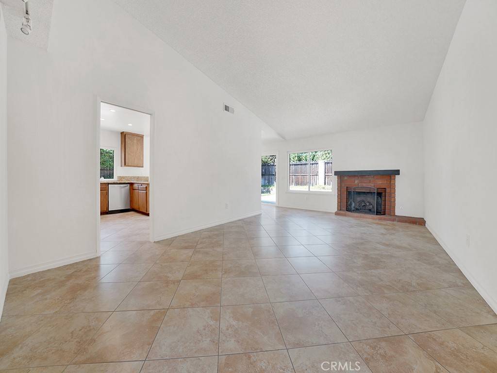 Yorba Linda, CA 92886,4331 Dorthea ST