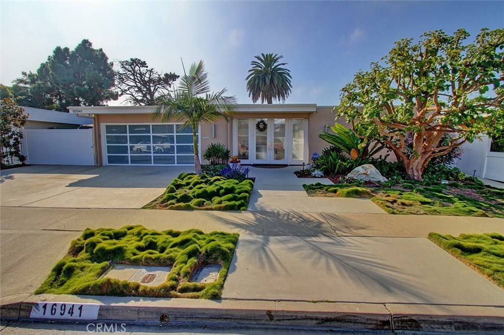 Huntington Beach, CA 92649,16941 Bedford Ln