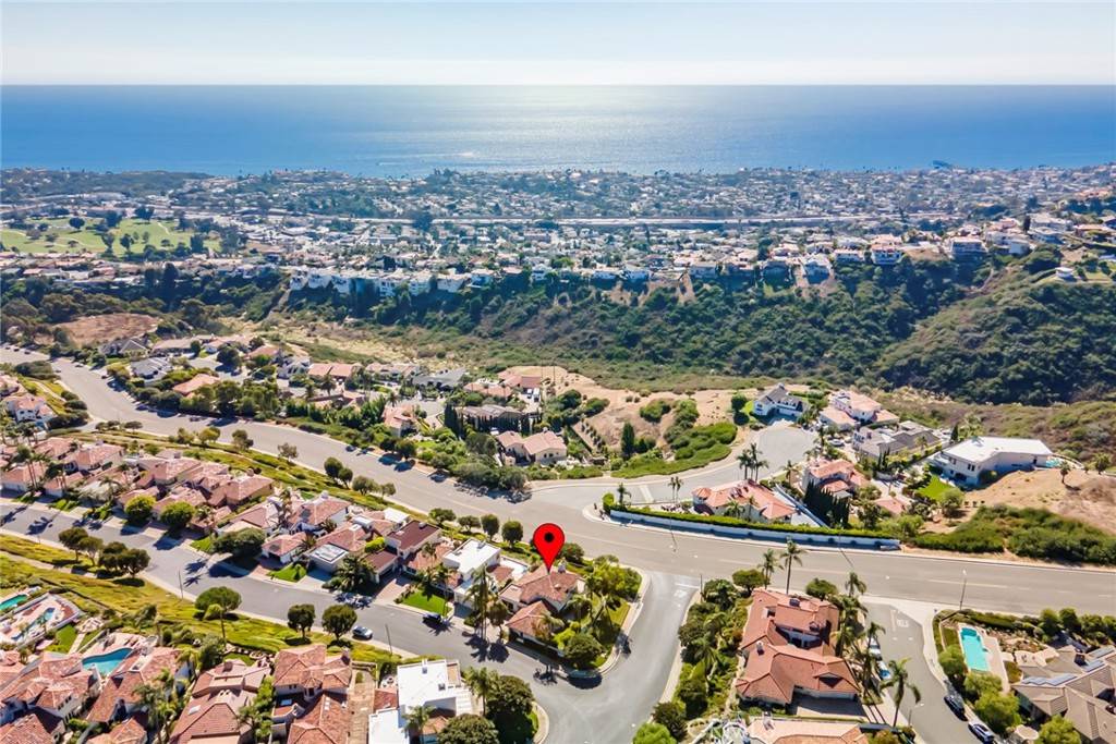 San Clemente, CA 92672,561 Avenida Del Verdor