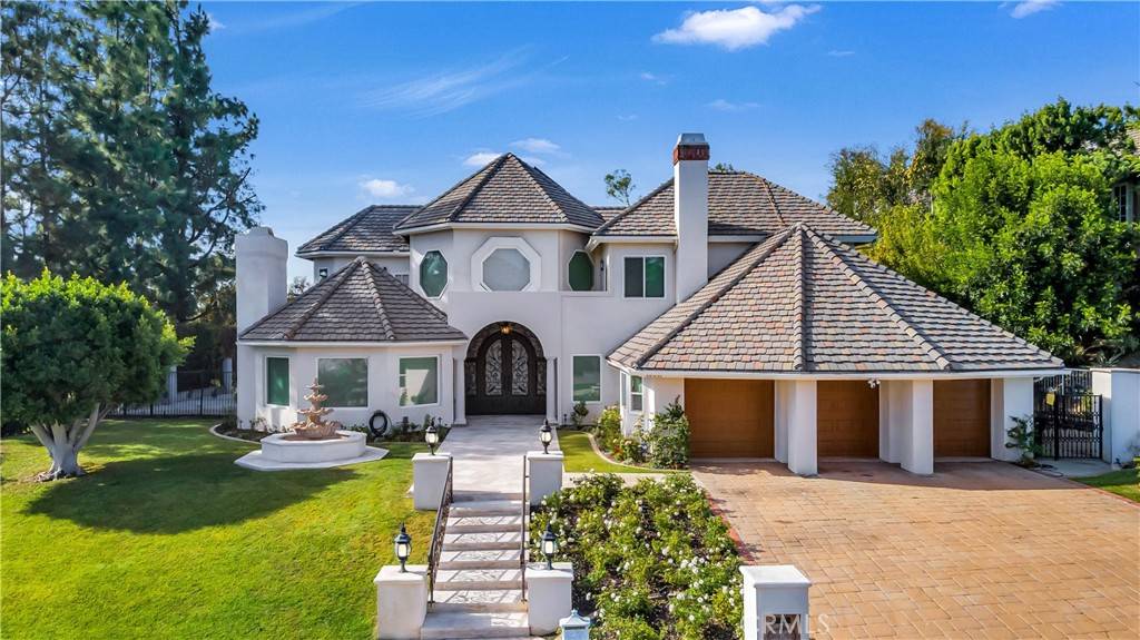 Laguna Hills, CA 92653,26051 Glen Canyon DR