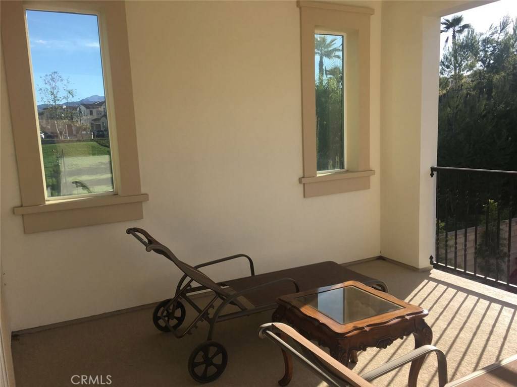 Lake Forest, CA 92630,10 Caspian