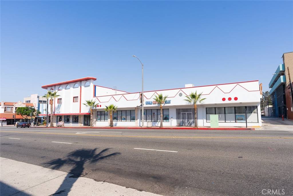 Inglewood, CA 90301,150 S Market ST