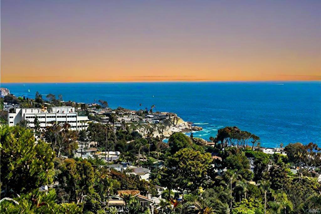 Laguna Beach, CA 92651,31422 Ceanothus DR