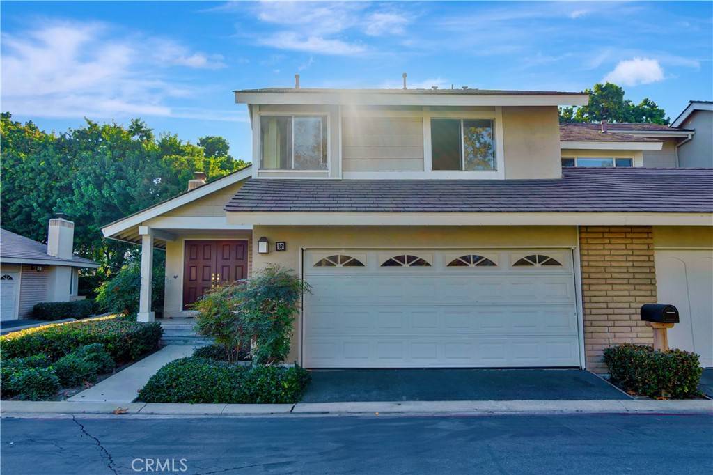 Irvine, CA 92604,37 Glenhurst #21